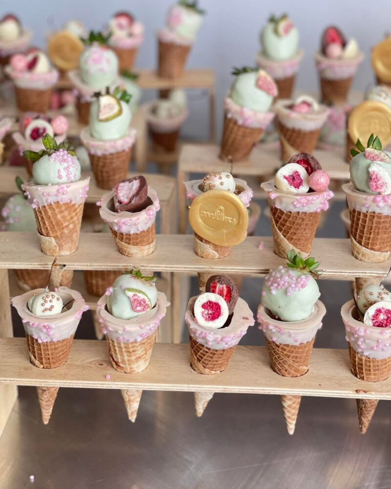 Cornets de fruits enrobés de chocolat